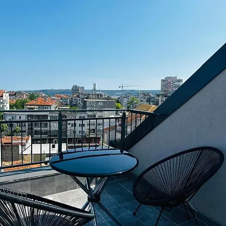 Apartment панорама център *